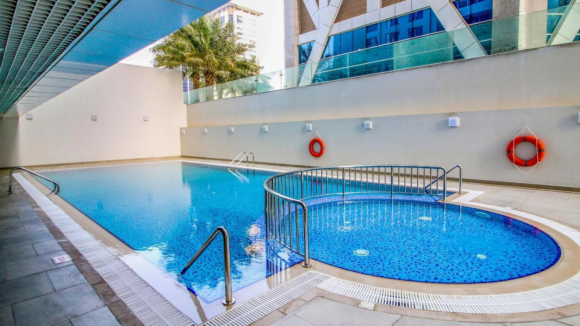 Vayk - Modern 2Br In The Marina Near Beach Dubai Lägenhet